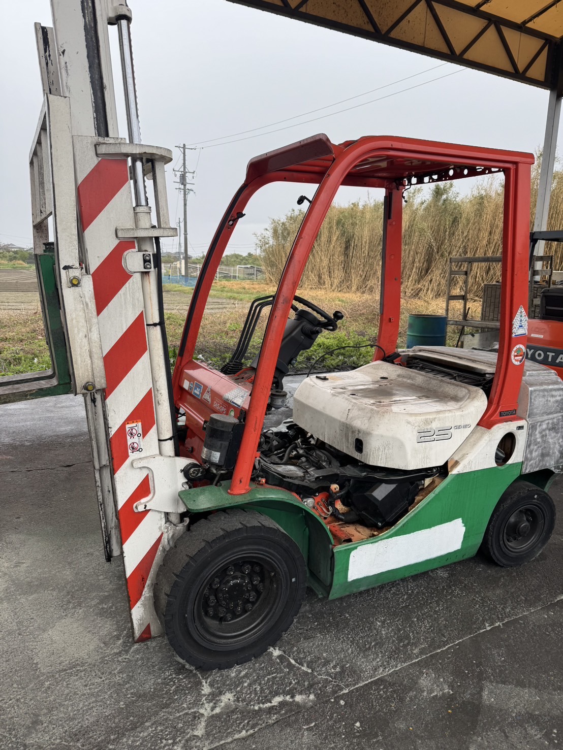 トヨタ中古車フォークリフト【02-8FG25】