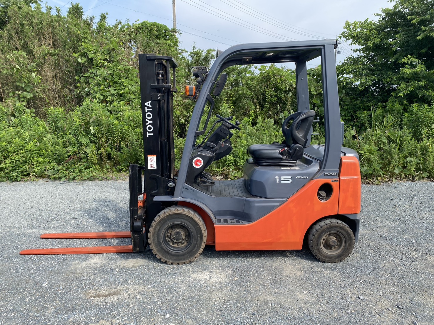トヨタ中古車【8FG15】